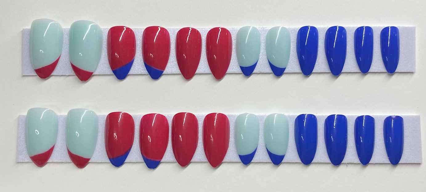 Baby Blau, Rot Und Blau Color Block Medium Stiletto Drücken Sie Auf Den Nagel Kit von Etsy - NailditbyTara