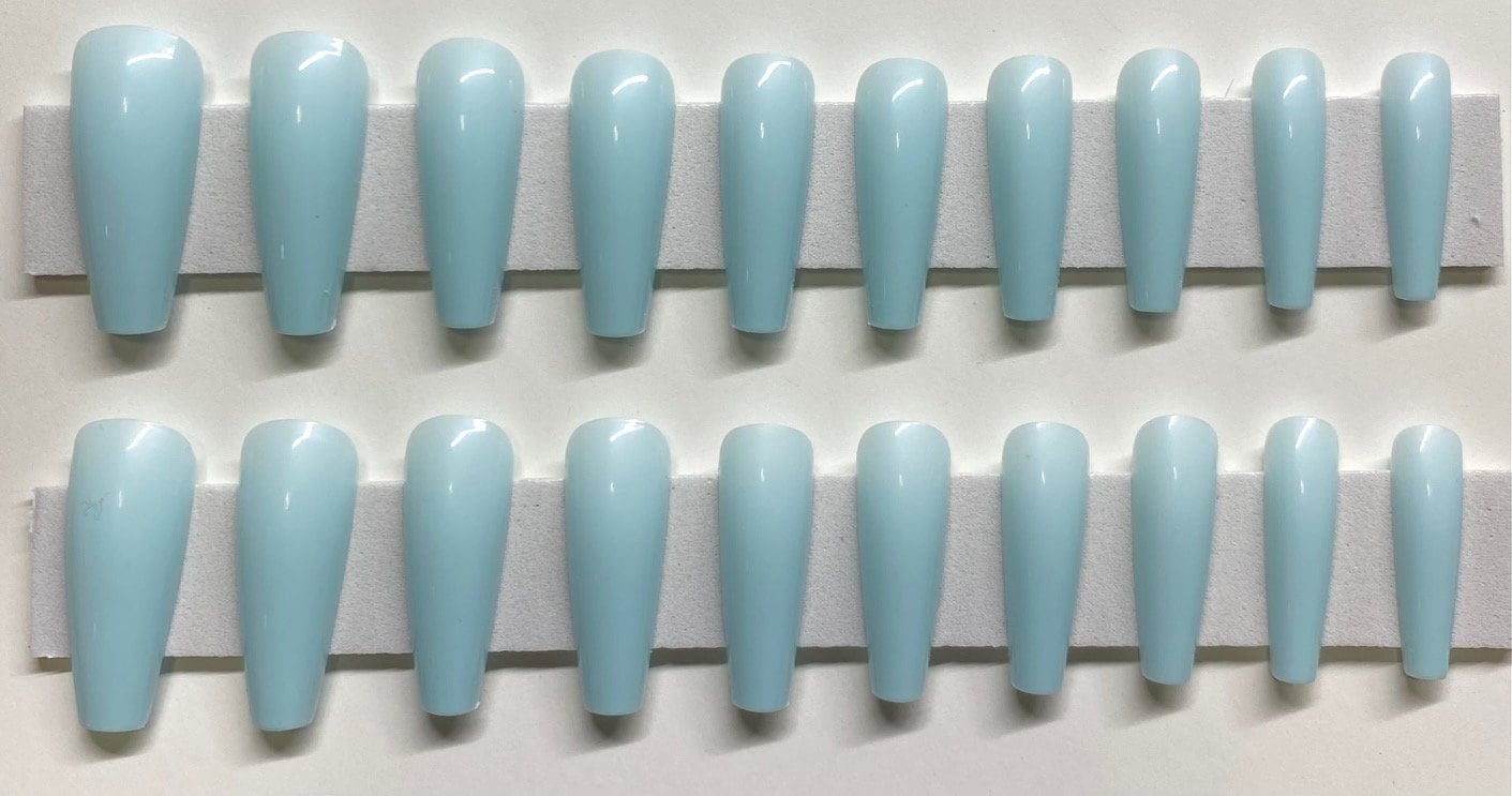 Hellblau Xl Coffin Press On Nagel Kit von Etsy - NailditbyTara