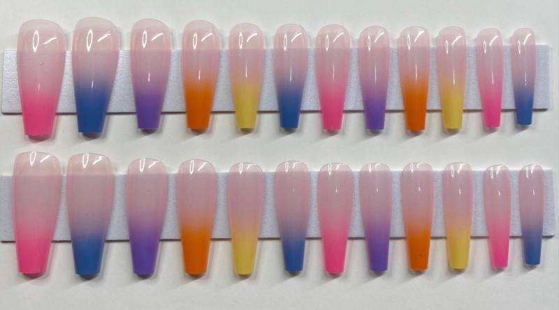 Light Sheer/Rosa Mit Pink, Blau, Lila, Orange Und Gelb Ombre Xl Coffin Press On Nail Kit von Etsy - NailditbyTara