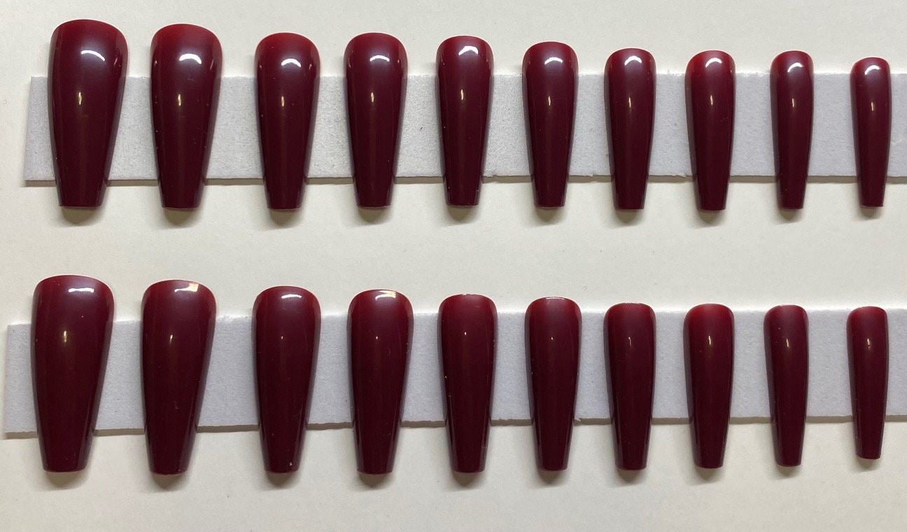 Maroon Xl Sarg Press On Nagel Kit von Etsy - NailditbyTara