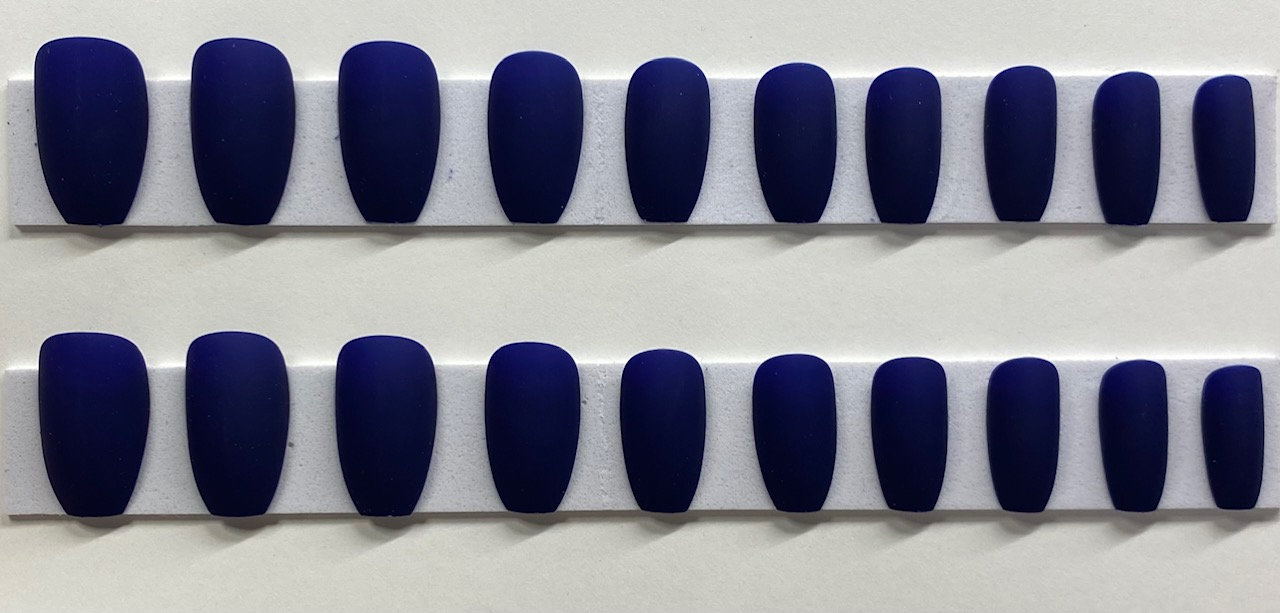 Matte Dark Navy Blau Medium Coffin Drücken Sie Auf Den Nagel Kit von Etsy - NailditbyTara