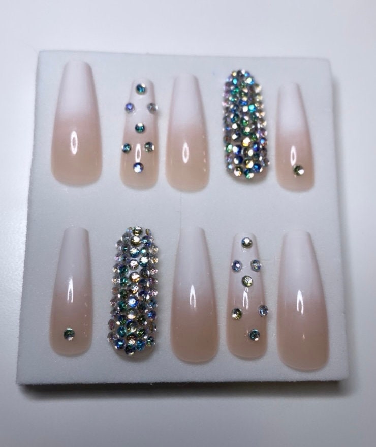 Ombré Mit Bling Drücken Sie Auf Die Nägel von Etsy - NailsbyAngelT