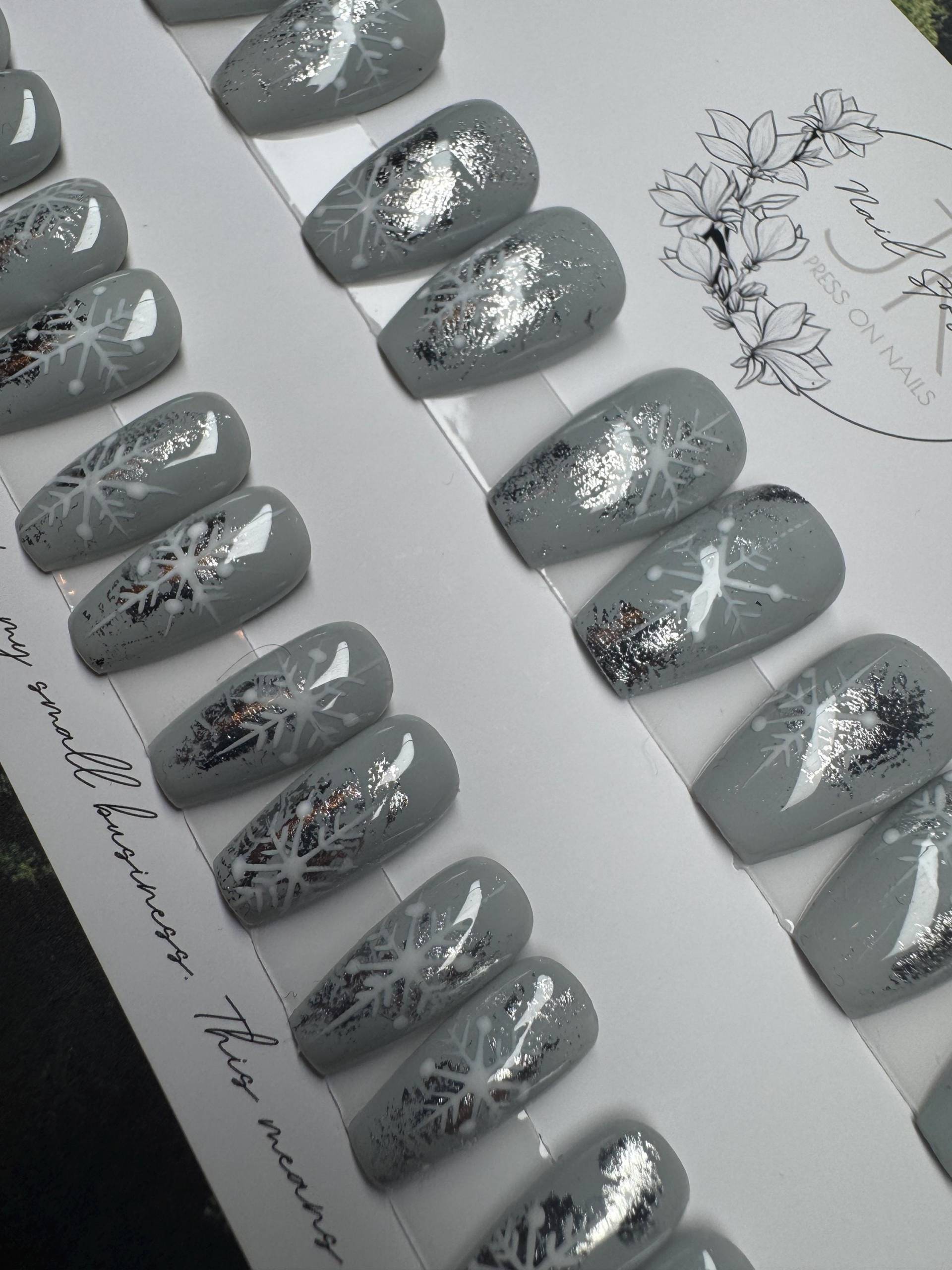 Grau Silber Weiß Winter Wonderland Christmas Collection-Ready To Wear Sets-No Sizing Needed Grau Silber Weiß Winter Wonderland Christmas Collection-Ready To Wear Sets-No Sizing Needed von Etsy - NailstoriesbyJK