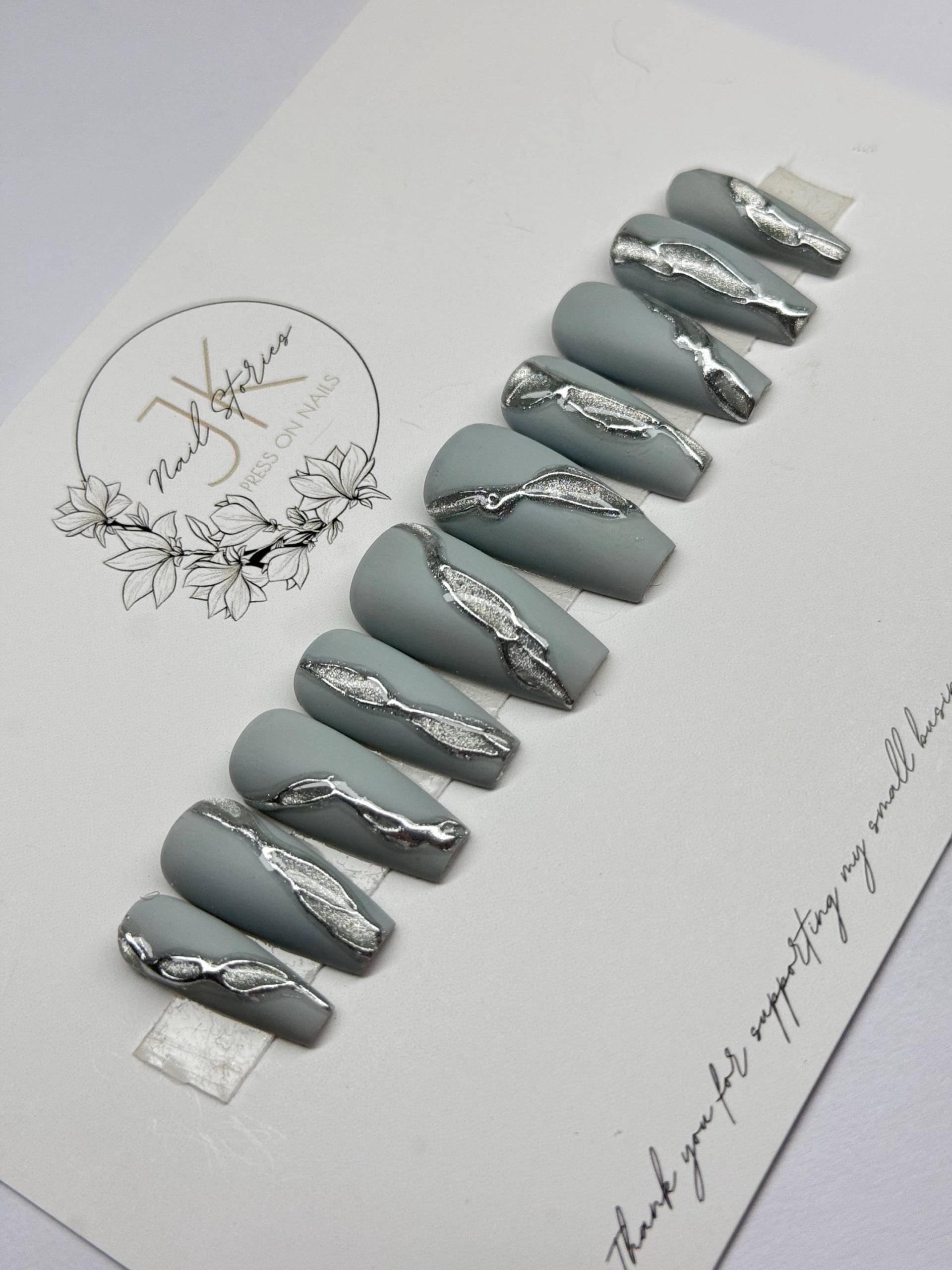 Press On Nails Set - Magnetic Cat Eye Grau Silber Chrome Pearl , Anpassbar, Made in Germany, Nägel Zum Aufkleben & Wieder Verwendbar von Etsy - NailstoriesbyJK