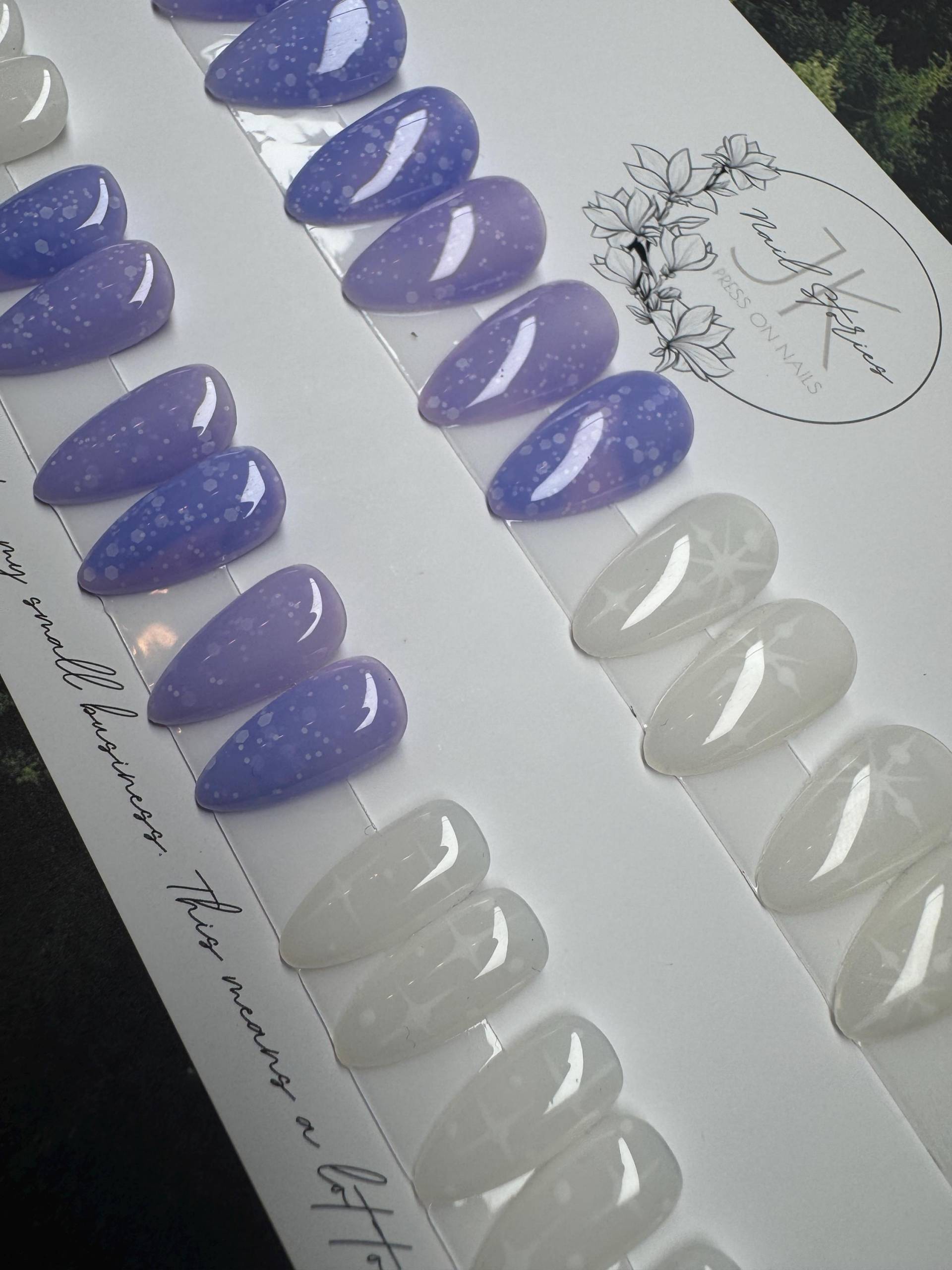 Thermogel Schneeflocken Lila Rosa Christmas Collection-Ready To Wear Sets-No Sizing Needed Press On Nägel Weihnachten Thermogel Schneeflocken Lila Rosa Christmas Collection-Ready To Wear Sets-No Sizing Needed Press On Nägel Weihnachten von Etsy - NailstoriesbyJK