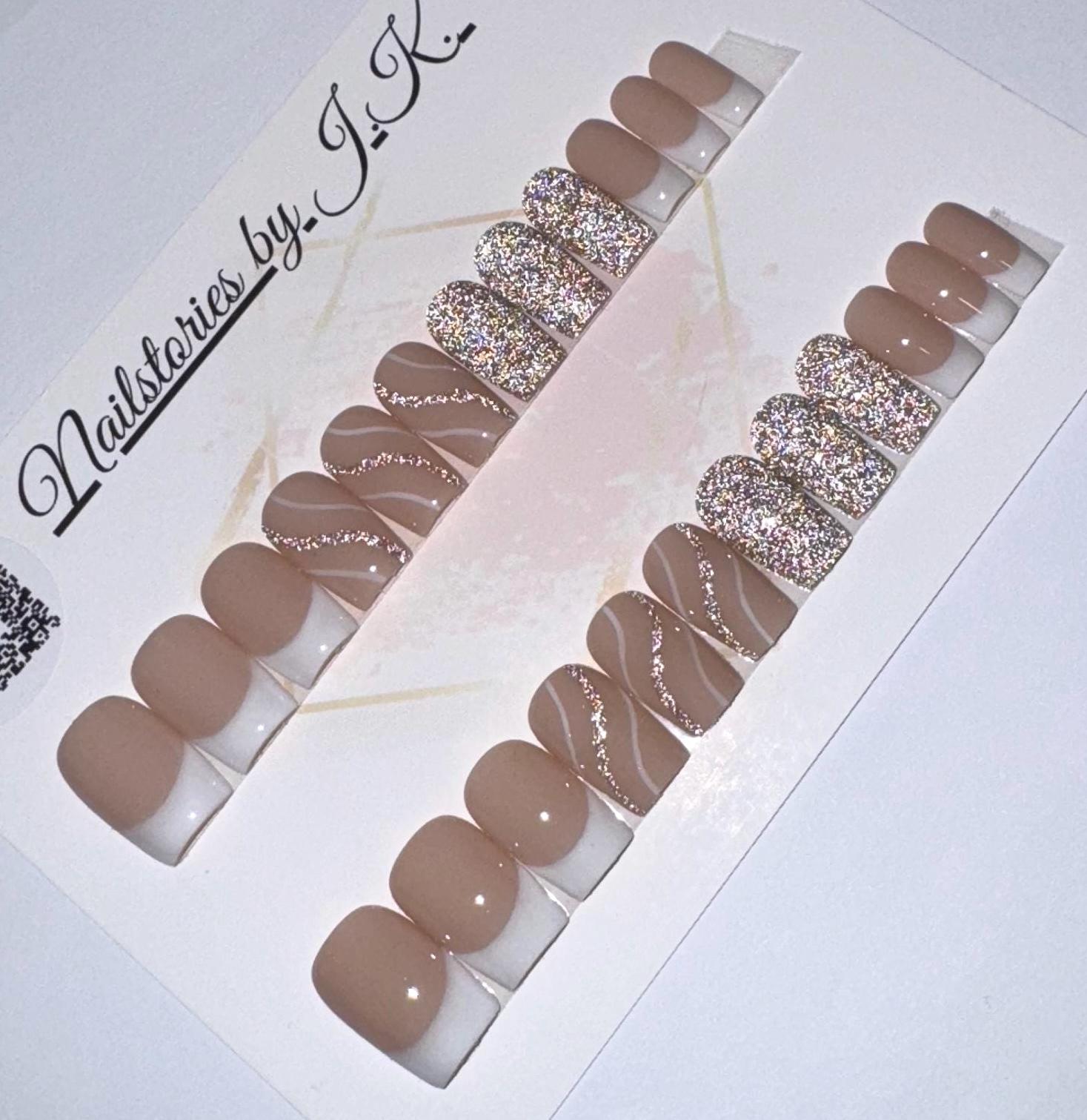 Versandfertig 24Tlg Ready To Ship Press On Nails - Medium Coffin/Ballerina Nude/Gold Glitzer Sizingkit-Tragefertig von Etsy - NailstoriesbyJK