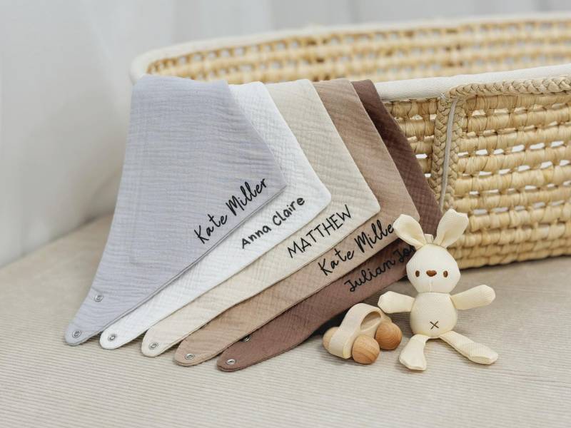 Set 5 Stück Personalisierbar Musselin Baby Und Kleinkind Halstücher Dreieckstücher Spucktücher Baumwolle Lätzchen Gaze, Geschenk von Etsy - NaturalCuddles