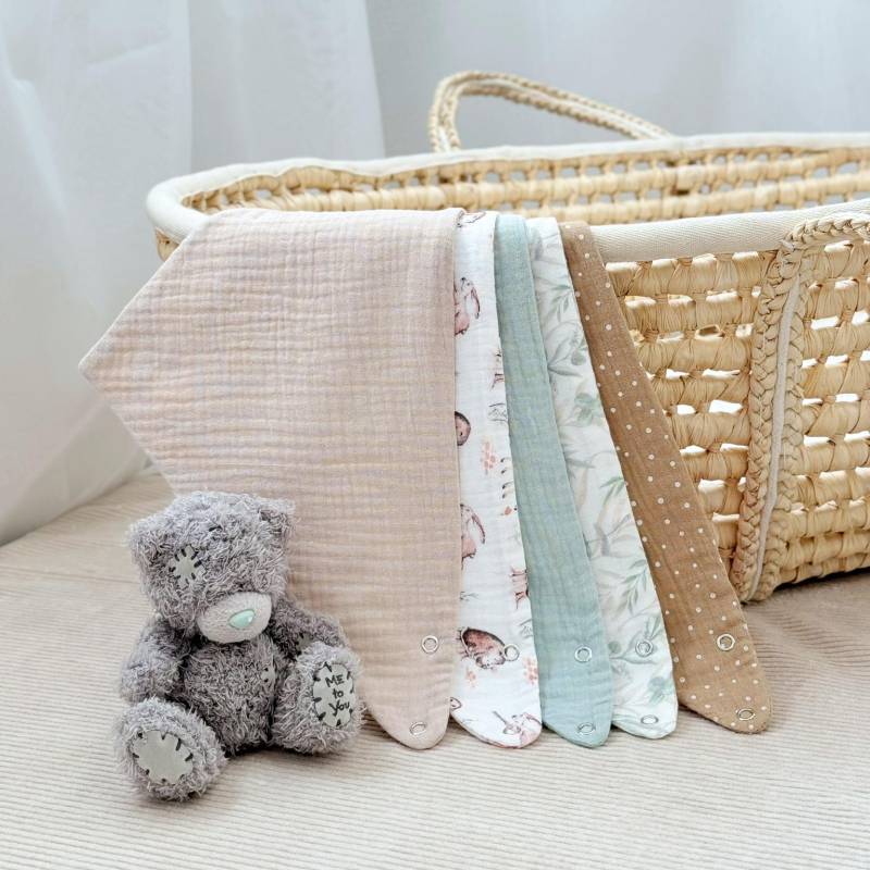 Set Von 5 Musselin Baby - Und Kleinkind-Halstücher, Dreieckstücher, Spucktücher Aus Baumwolle, Lätzchen Gaze, Beige Woodland von Etsy - NaturalCuddles