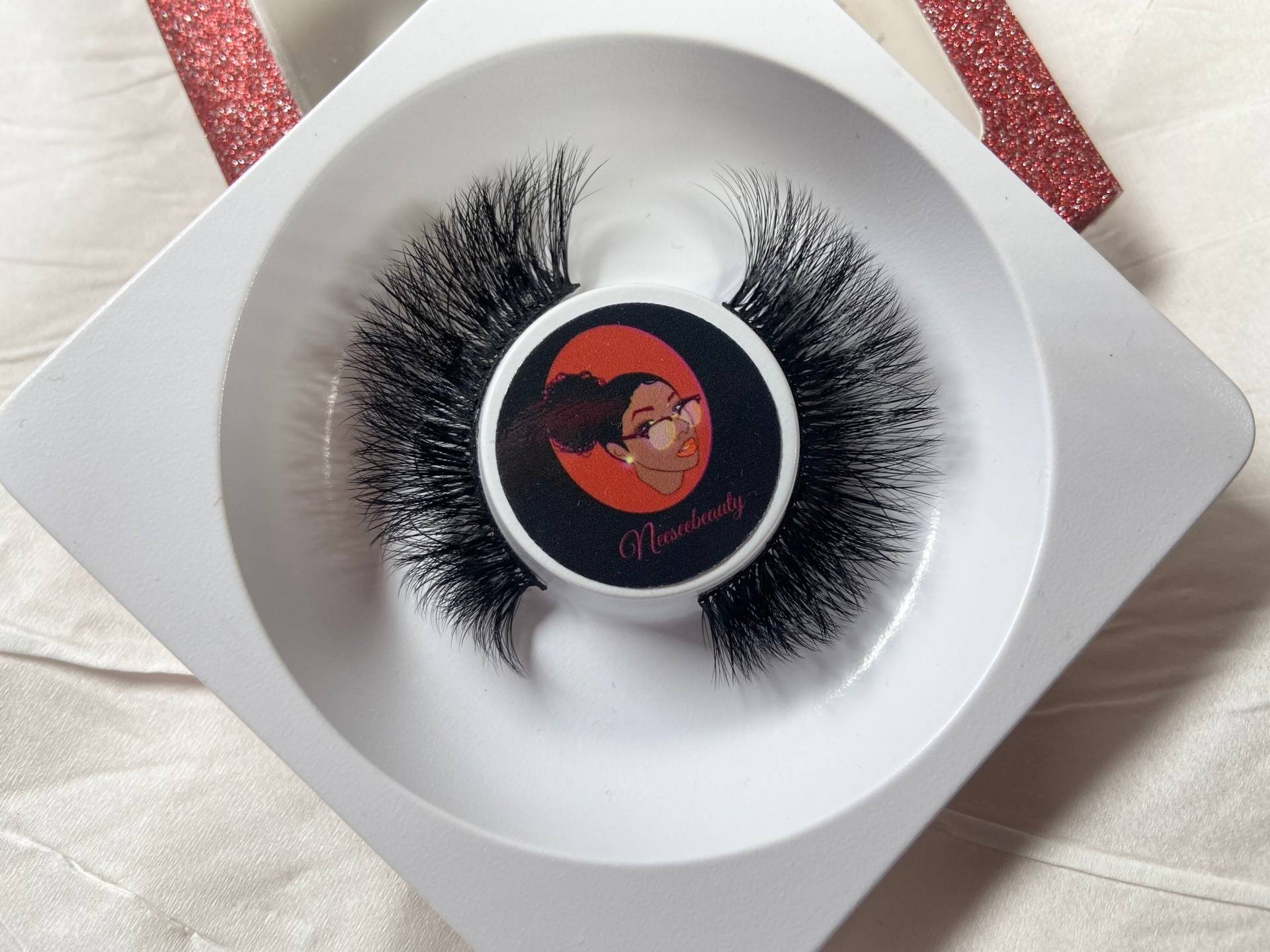 Die Tyann Streifenlashes von Etsy - Neeseebeauty