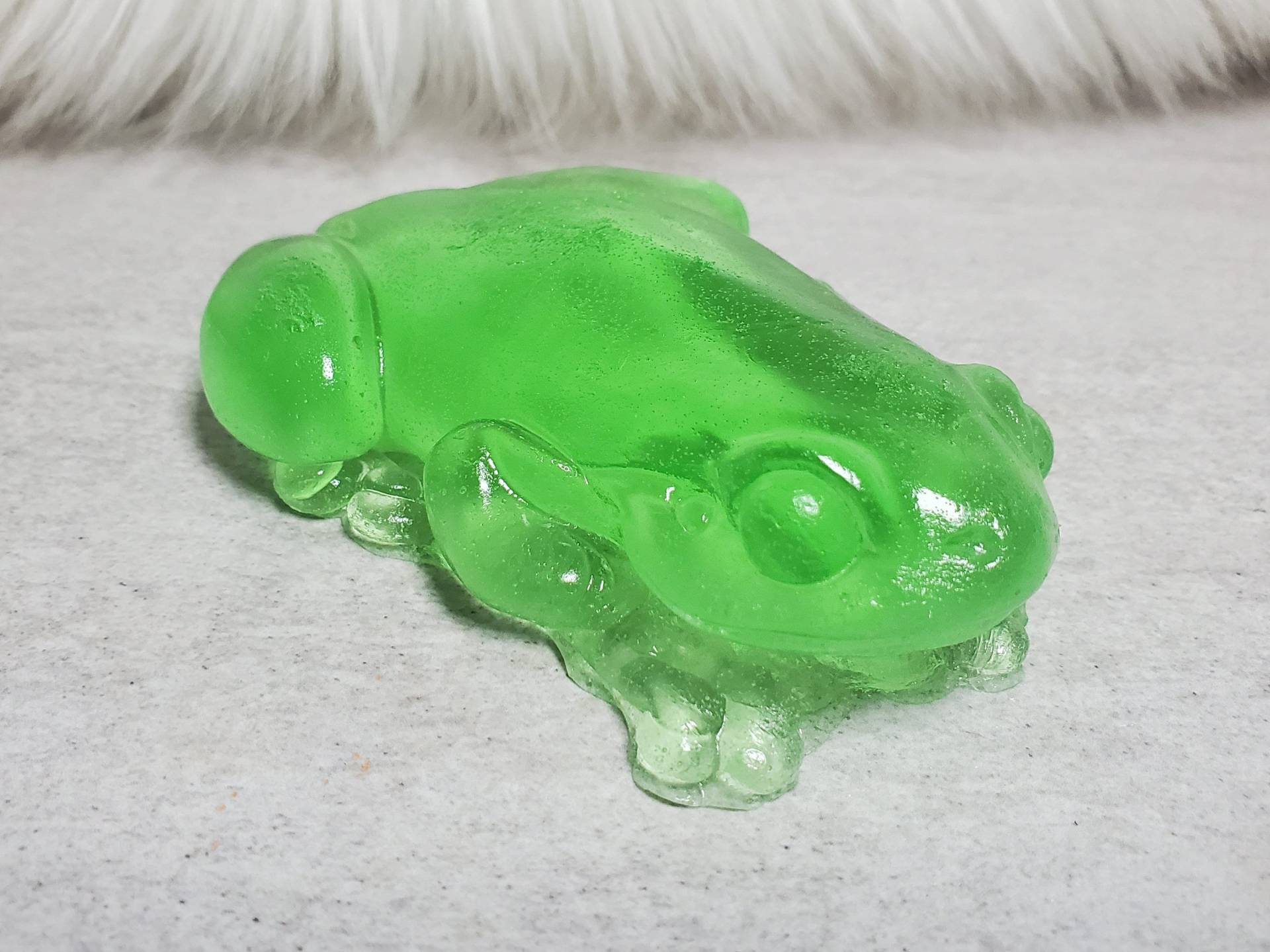 Große Jelly Frog Form Seife Benutzerdefinierte Duft Und Farbe von Etsy - NemesisBoutique