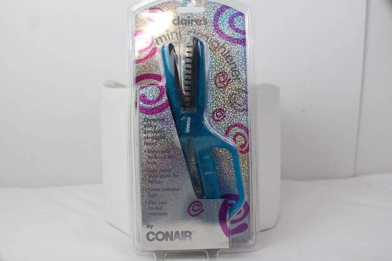 Claire's Hellblaues Mini Glätteisen Von Conair von Etsy - NinasgiftsByAnita