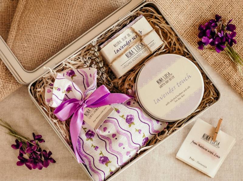 Lavendel Geschenkbox Für Sie | Geburtstagsbox Kosmetik Selbstpflege Mama Vegane Hautpflege Bio Geschenkset von Etsy - NonaLuisa