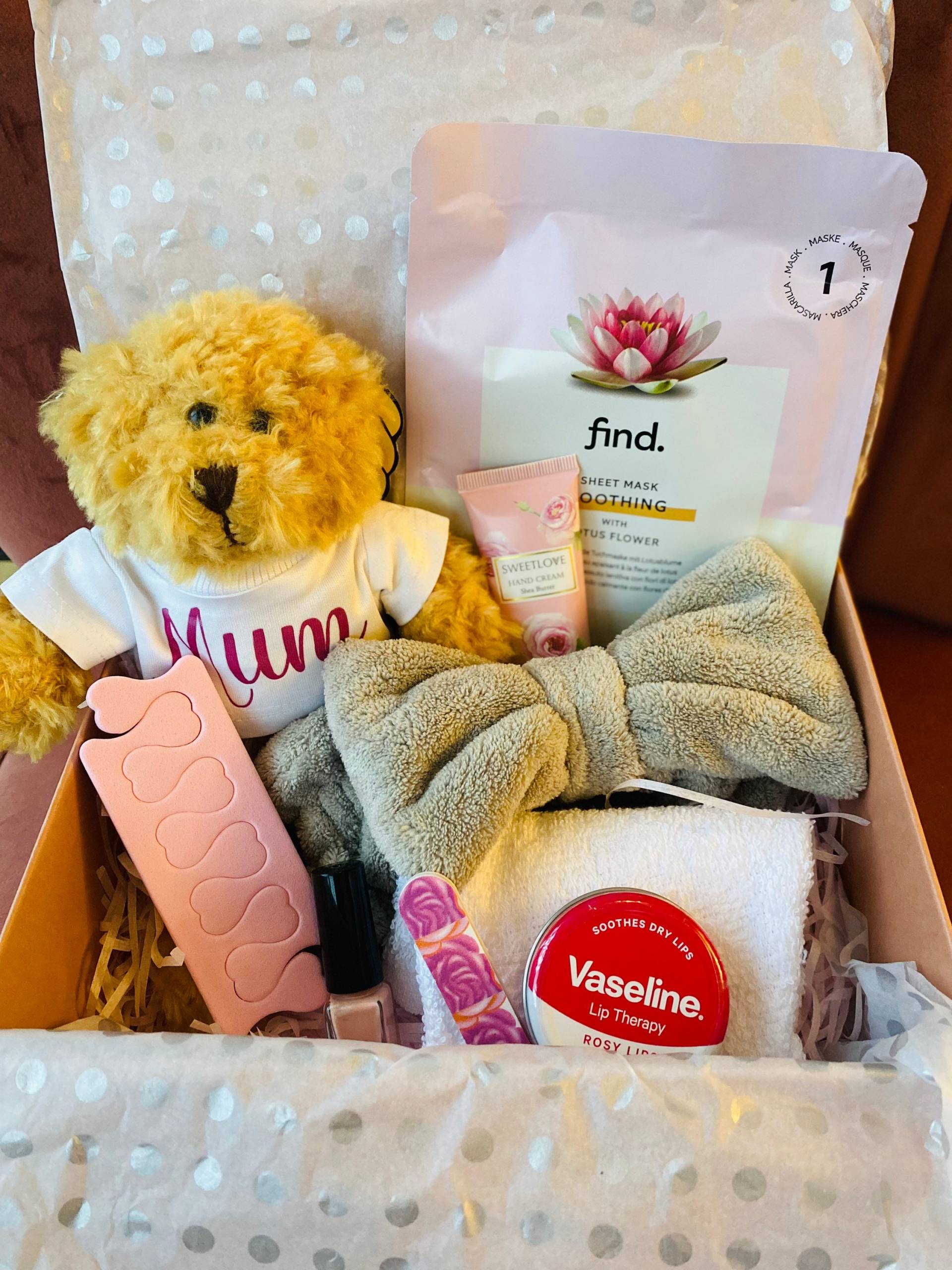 Personalisierte Geschenkbox Für Mama. Luxus Gefüllte Mit Band. Gefüllt Verwöhnprodukten Und Personalisiertem Teddy von Etsy - NotJustPartyBags