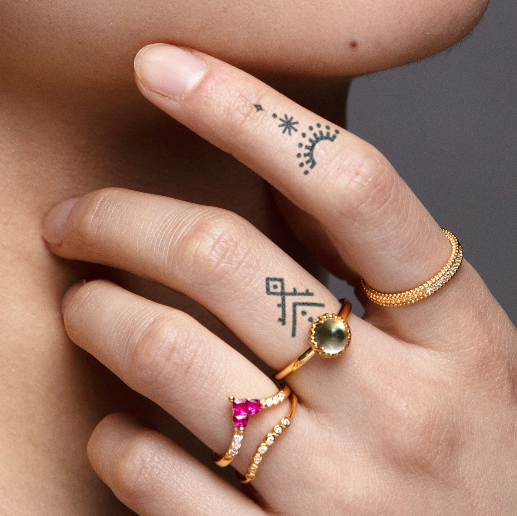 Semi-Permanentes Tattoo | Finger Berber Hält Bis Zu 2 Wochen Urlaub Geschenkidee Temporäres von Etsy - NotaTattoo