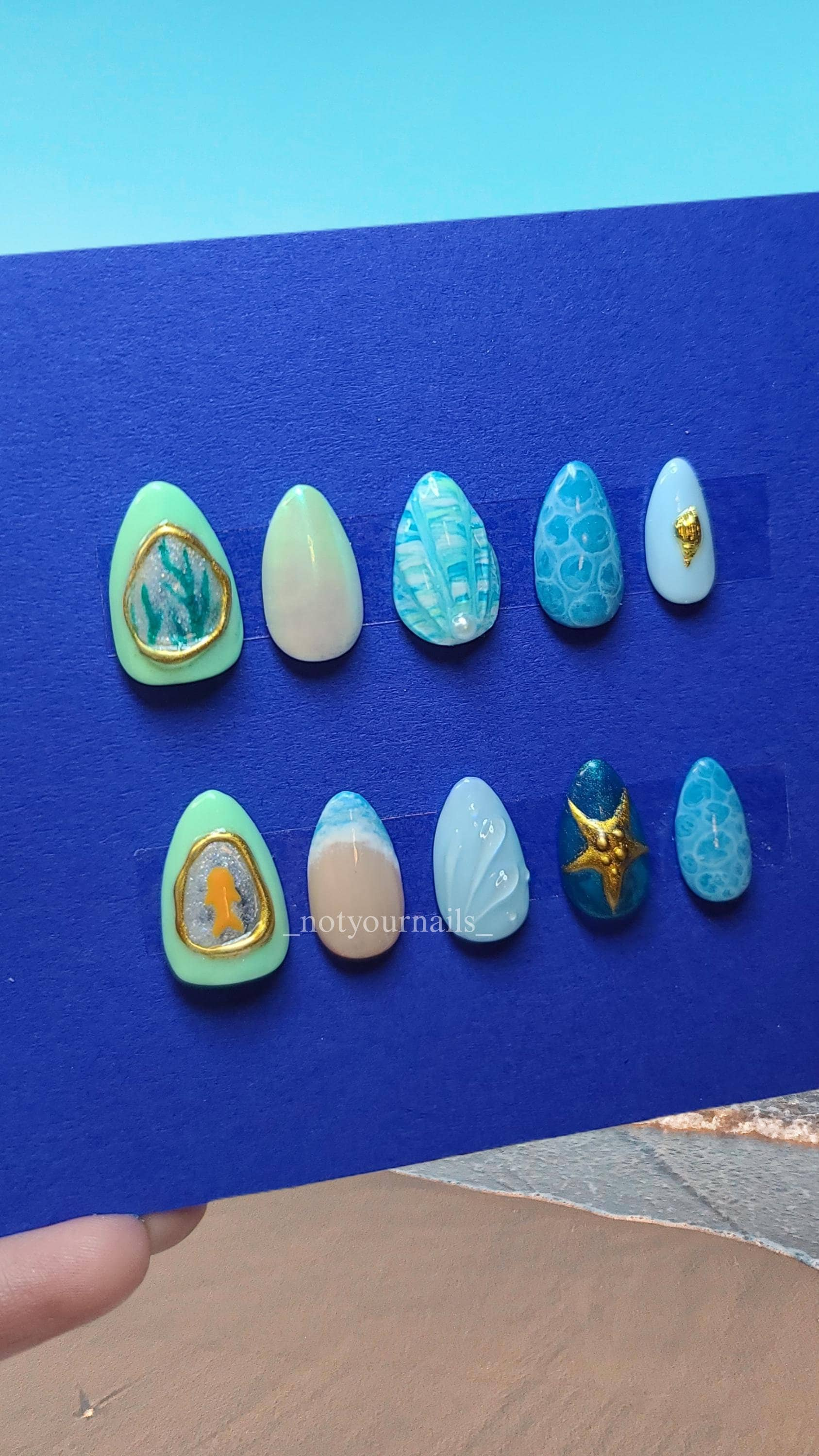 Blue Beach Vacation Handmade Press On Nails von Etsy - Notyournails