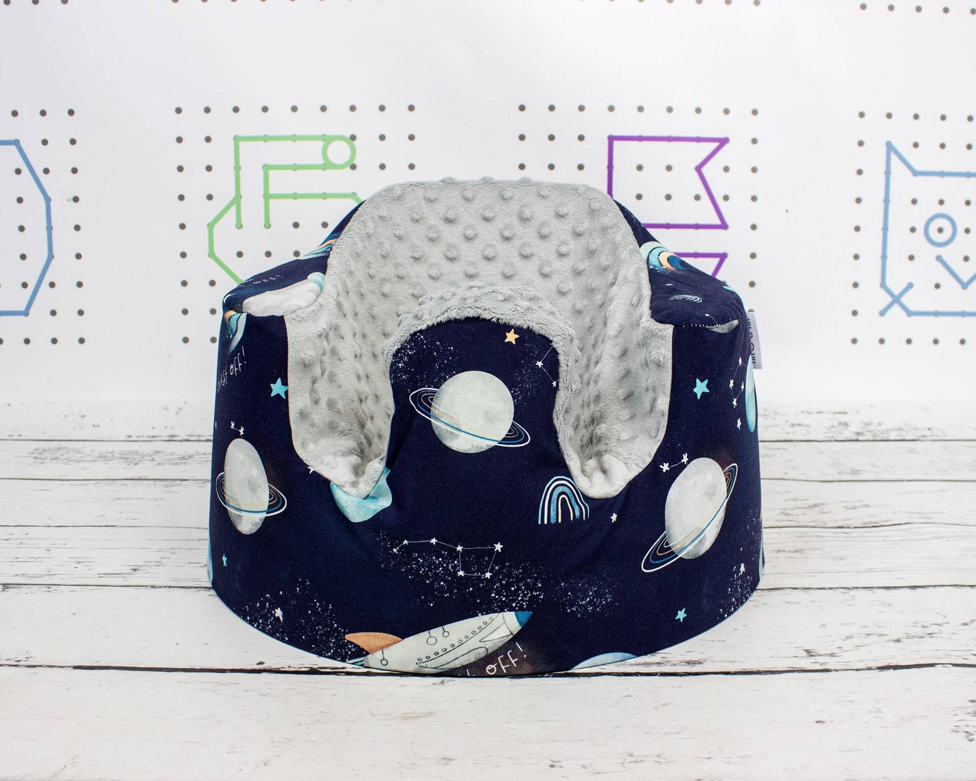 Space Navy Bumbo Sitzbezug, Handgefertigter Bezug Für Floor Sitz Bumbo, Blast Off Fitted | Neu von Etsy - NuvaArt