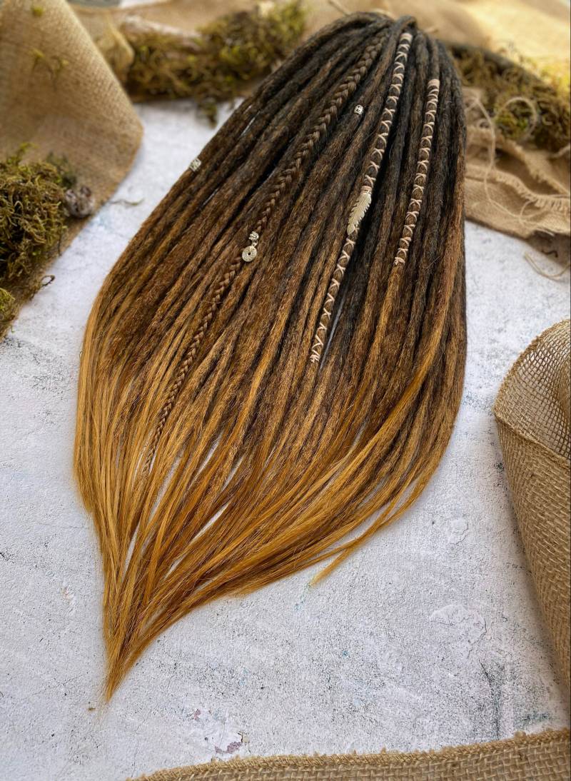 Dreadlocks Erweiterungen Natürlich Aussehend Dunkelbraun-Hellbraun Ombre| Gehäkelte, Leichte Synthetik-Dreads von Etsy - OhMyDreadsEU