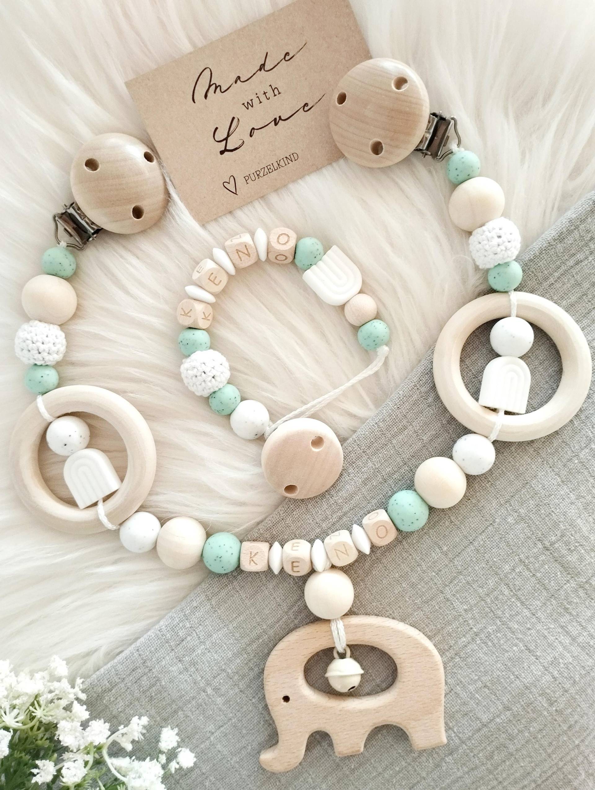 Schnullerkette Kinderwagenkette Mit Regenbogen Blau Türkis Grün Weiß Personalisiert Für Junge Schnullerkette Kinderwagenkette Mit Regenbogen Blau Türkis Grün Weiß Personalisiert Für Junge von Etsy - PURZELKINDshop