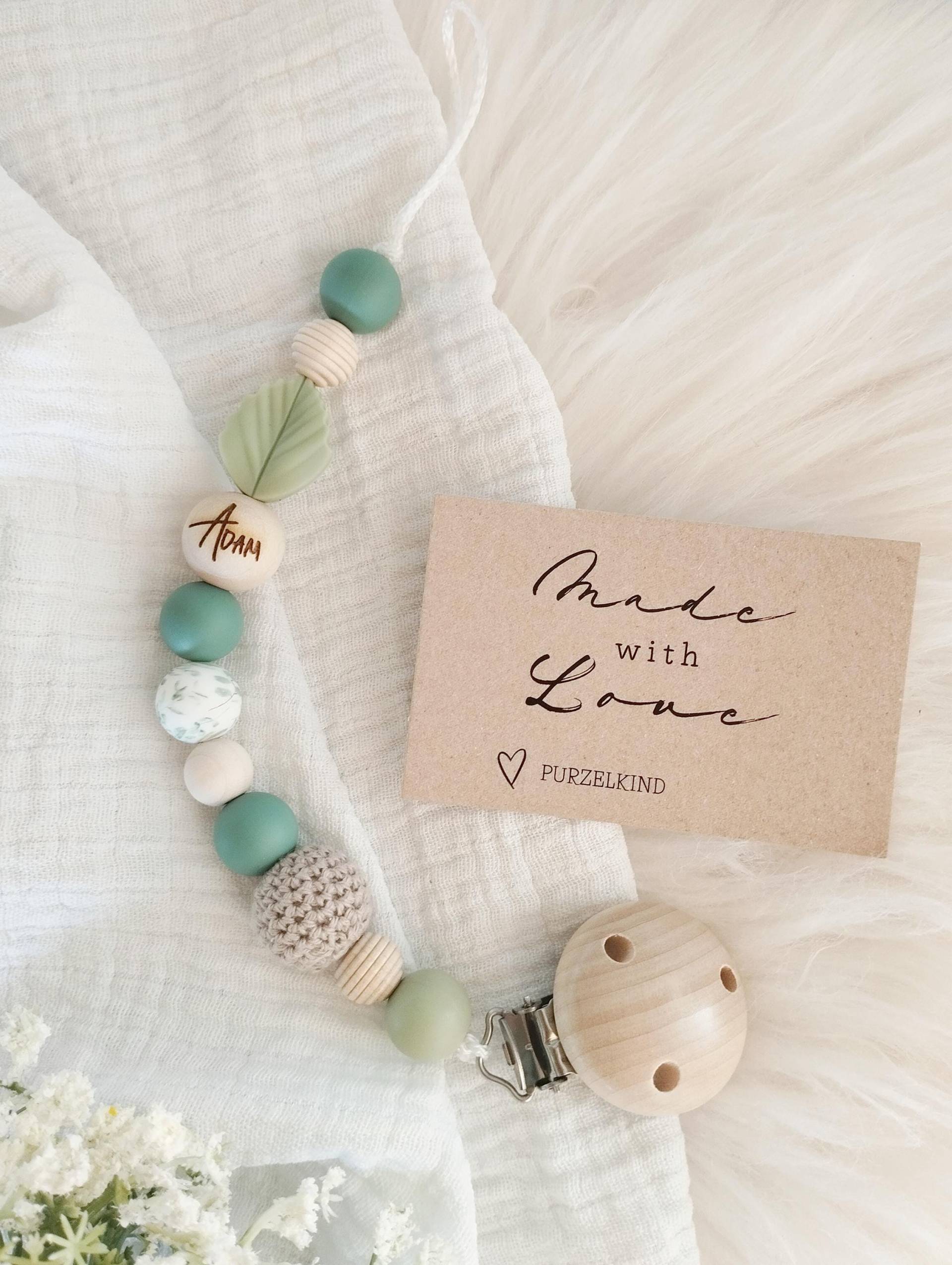 Schnullerkette Mit Name Und Blatt Grün Blau Beige Junge Mädchen Personalisiet Holz, Geschenk Zur Geburt Taufe Oder Babyparty Mädch Schnullerkette Mit Name Und Blatt Grün Blau Beige Junge Mädchen Personalisiet Holz, Geschenk Zur Geburt Taufe Oder Babyparty Mädch von Etsy - PURZELKINDshop
