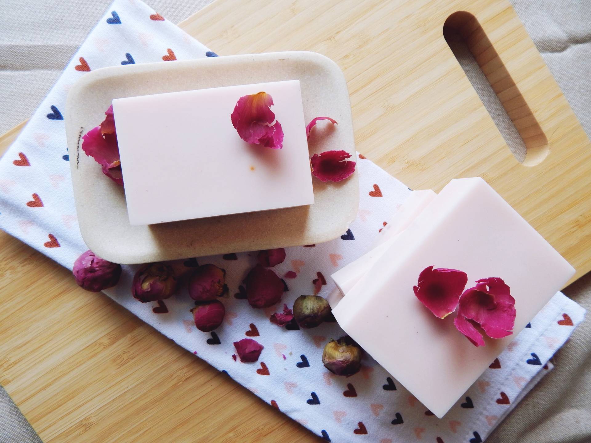 Rosa Pfingstrose Ziegenmilchseife, Valentinstag, Geschenk Für Sie, Blumenseife, Bar Soap von Etsy - PenelopeGoatCompany