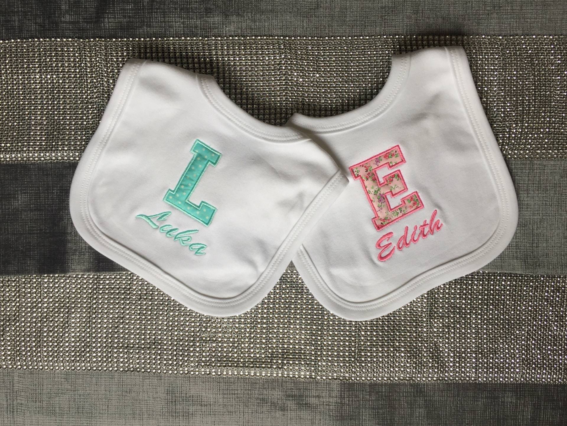 Applikation Personalisierte Baby Lätzchen von Etsy - PersonalisedByVicky