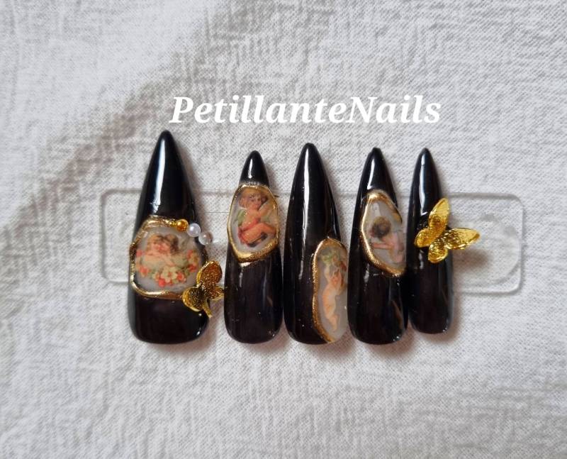 Obsession Für U | Schwarzer Nagel Gold Engel Renaissance Handbemalt Handgemacht Drücken Sie Auf Künstliche Nägel Picknick Datum Für Süß von Etsy - PetillanteNails