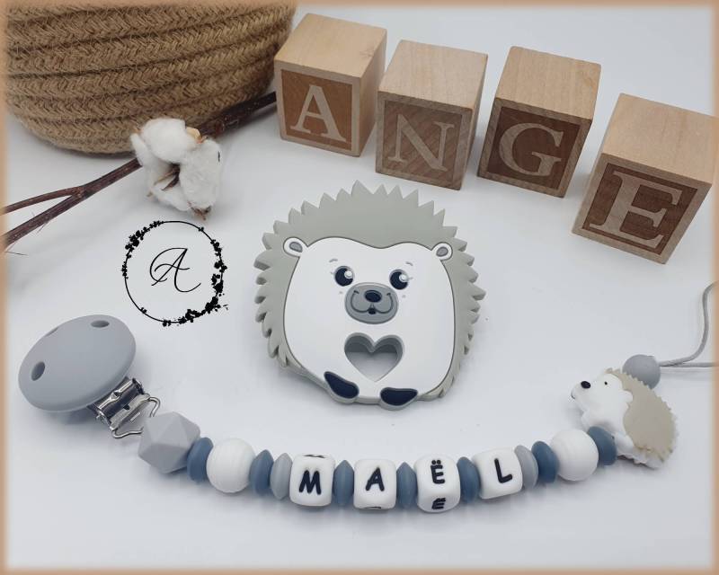 Personalisierter Schnuller-Clip/Vorname Baby-Geburtsgeschenk, Igelmodell „Maël" von Etsy - PetitsTresorsDeLily