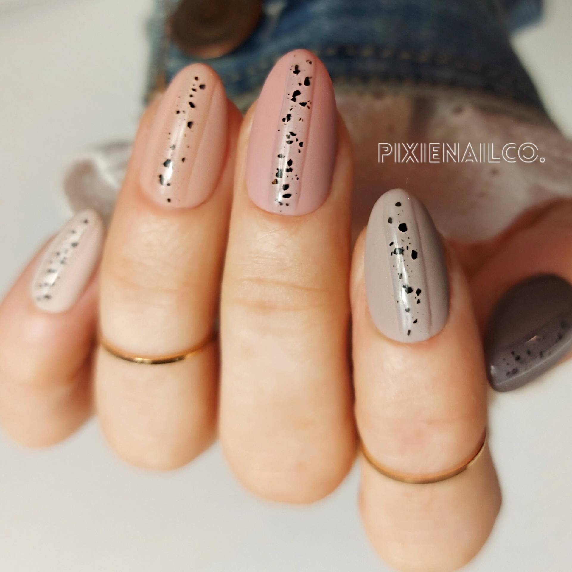 Neutral Matte Hard Gel Press On Nails von Etsy - PixieNailCo