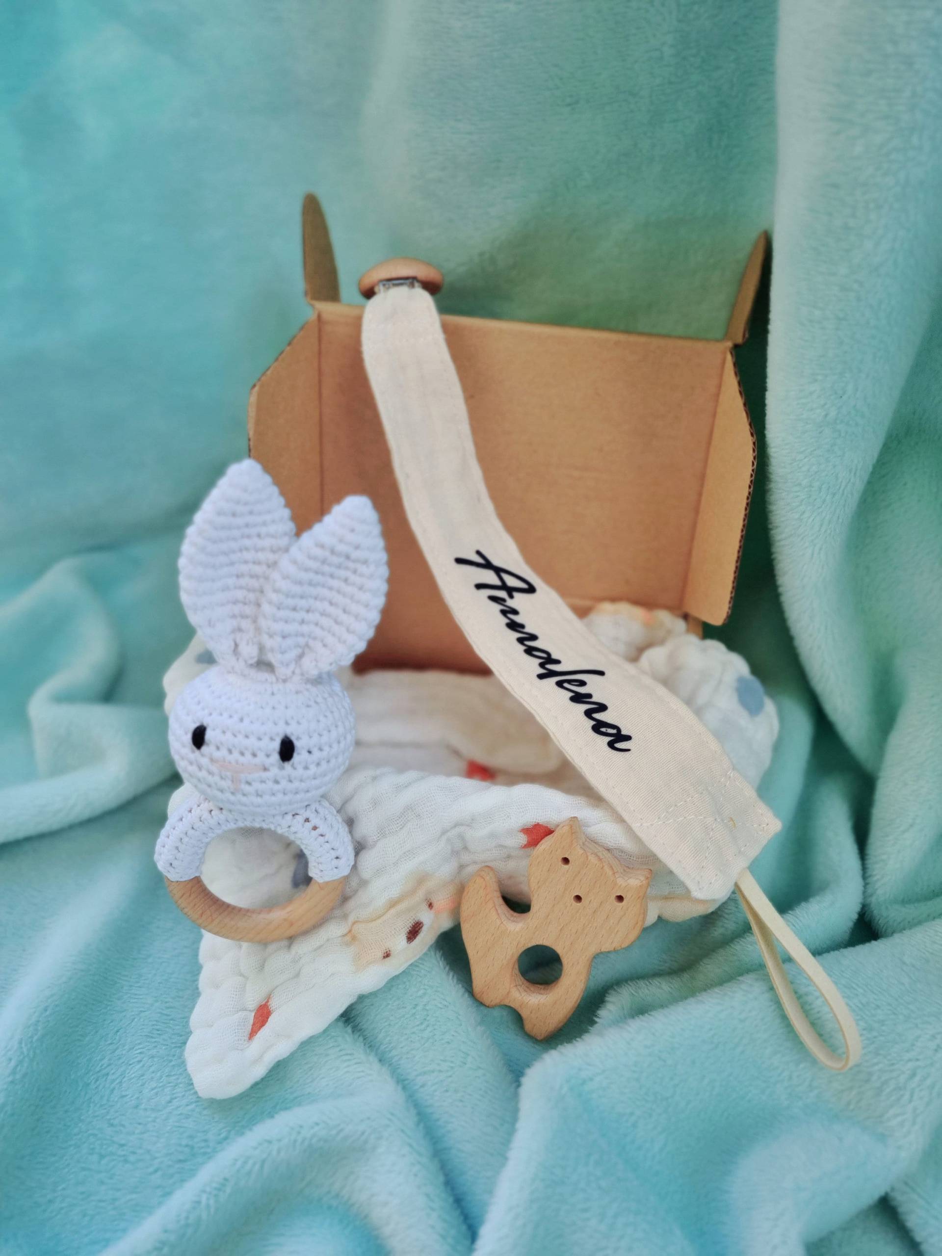 Personalisiertes Geschenkset Baby, Babygeschenk Zur Geburt Mit Namen, Jungen Mädchen, Geschenkbox Neugeborenes, Geschenkeset Babyparty von Etsy - PlotterLoves