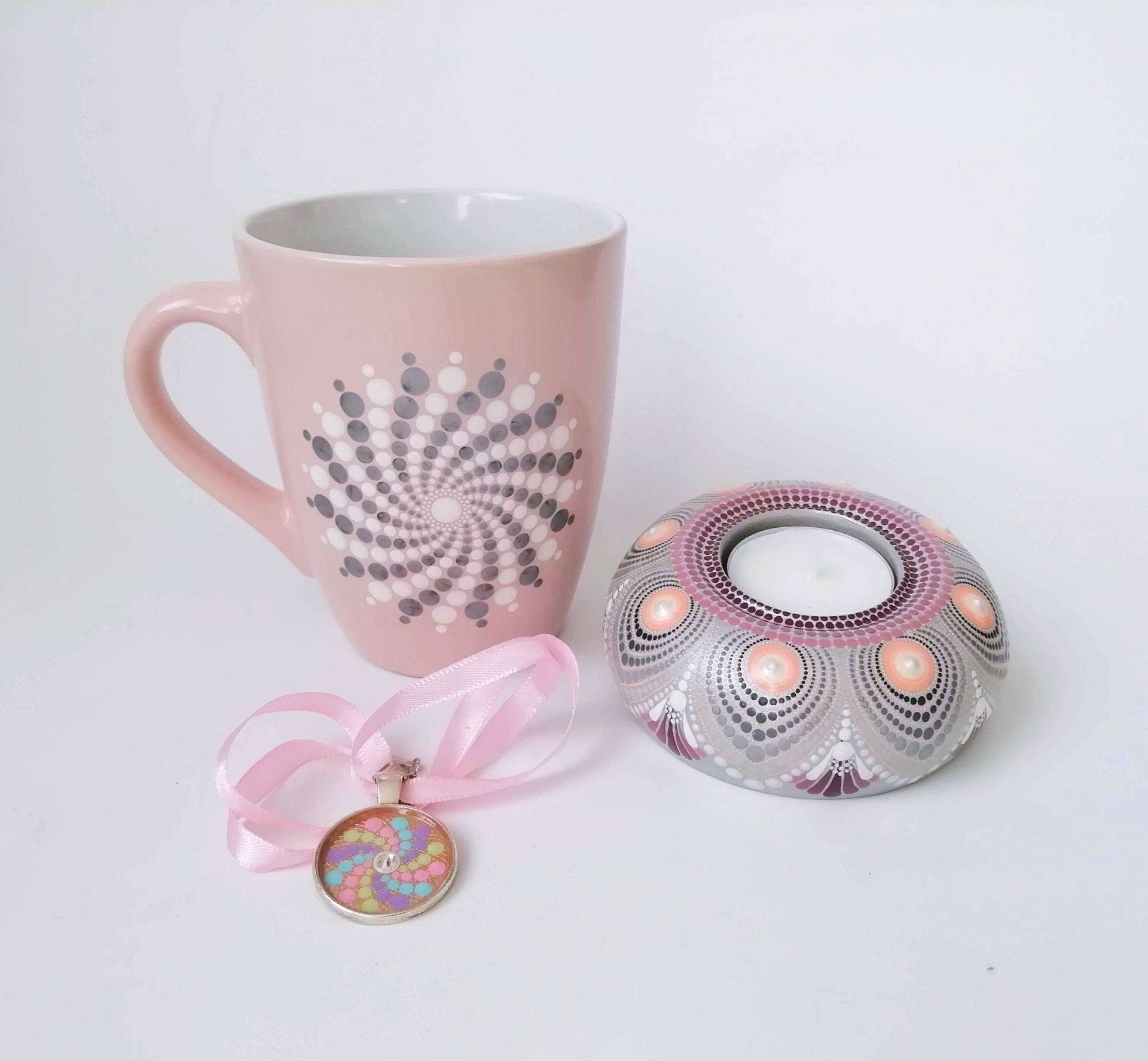 Rosa Mandala Geschenkset | Kerzenhalter Und Kaffeetasse Mit Halskette Spirituelle Geschenke Für Damen von Etsy - PoudyArt