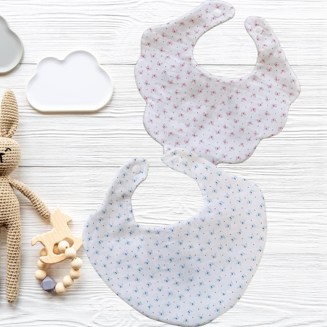 Babylätzchen Aus Baumwolle - Weich Und Elegant | Handgefertigt Babyparty-Geschenk Geburt Lätzchen Mit Druckknöpfen von Etsy - PreciousPetalsBaby