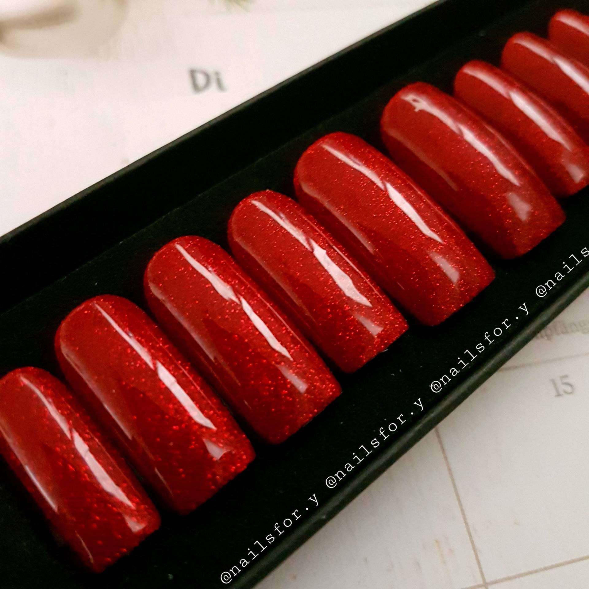 Ready To Ship Regular Square Nails, Christmas Red Nails, Santa Press On Nails, Basic Nails, Medium Nails, Eveningwear Nails Ready To Ship Regular Square Nails, Christmas Red Nails, Santa Press On Nails, Basic Nails, Medium Nails, Eveningwear Nails von Etsy - PressOnNailsRossi