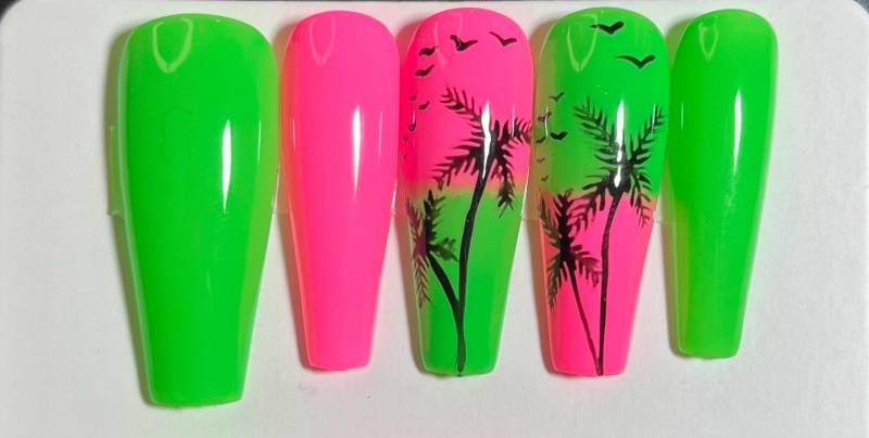 Neon Palme von Etsy - PressandBling