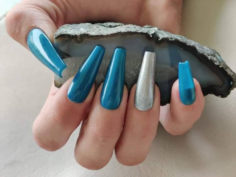 Blaues Eis | Nägel Aufdrücken Größe Medium Fake Nails Gelpolitur Druck Auf Versandfertig von Etsy - PressedTropics