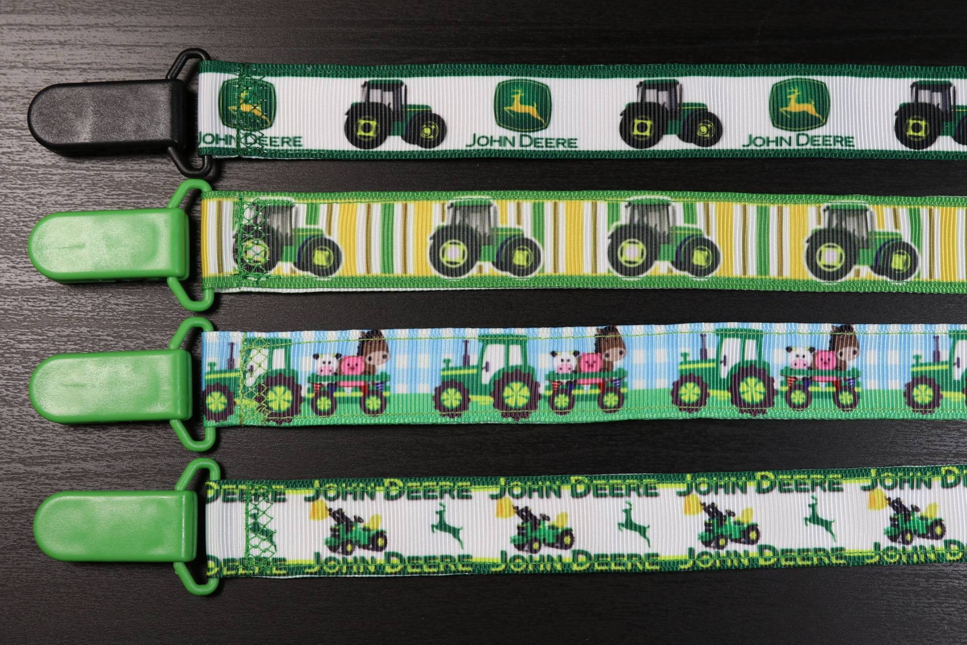 Schnullerkette John Deere - Traktor Bauernhof | Schnullerband Schnullerkette Schnullerkette John Deere - Traktor Bauernhof | Schnullerband Schnullerkette von Etsy - PrettyBittyBabyGoods