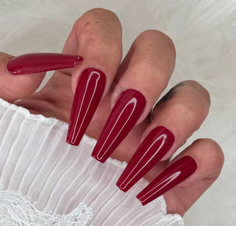 Press On Nails Dunkel Rot Basic von Etsy - PrincessNails01