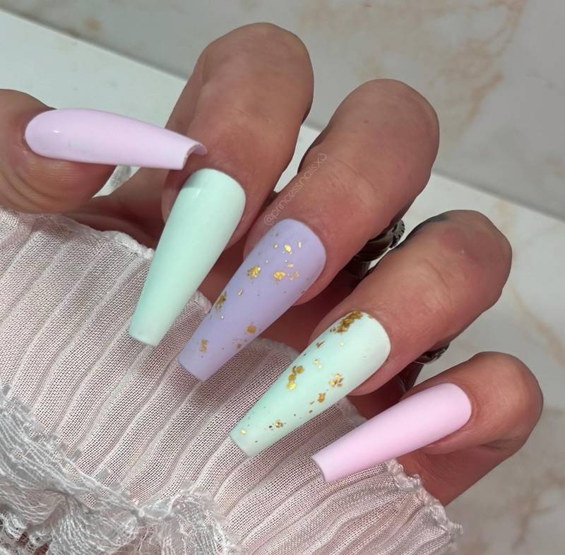 Press On Nails Lila Mint Rosa Matt Golden Flakes Flieder Pastell von Etsy - PrincessNails01