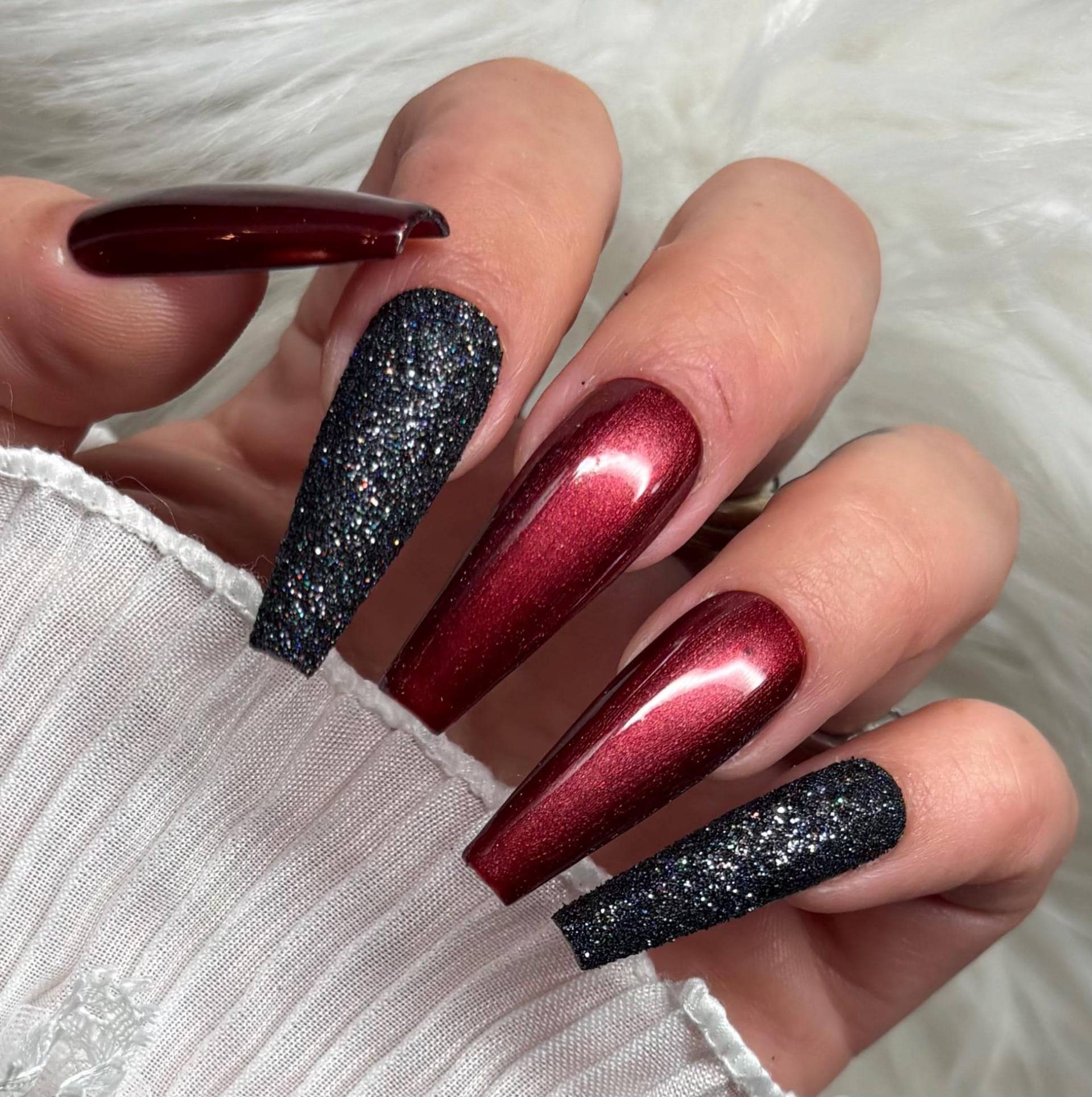 Press On Nails Metallic Rot Schwarz Glitzer Top von Etsy - PrincessNails01