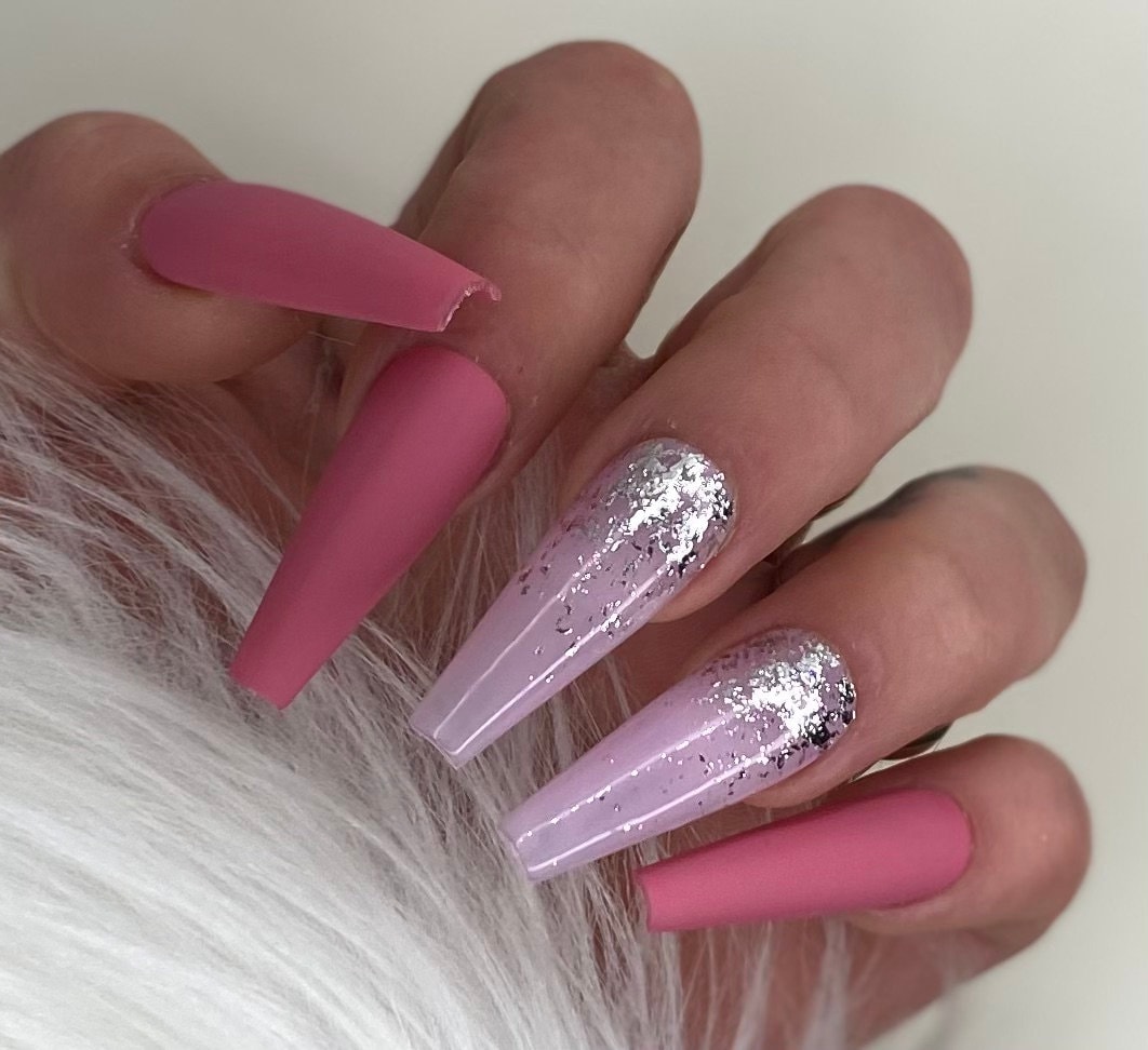 Press On Nails Rosa Lila Silber Flakes Matt & Glossy Magenta von Etsy - PrincessNails01