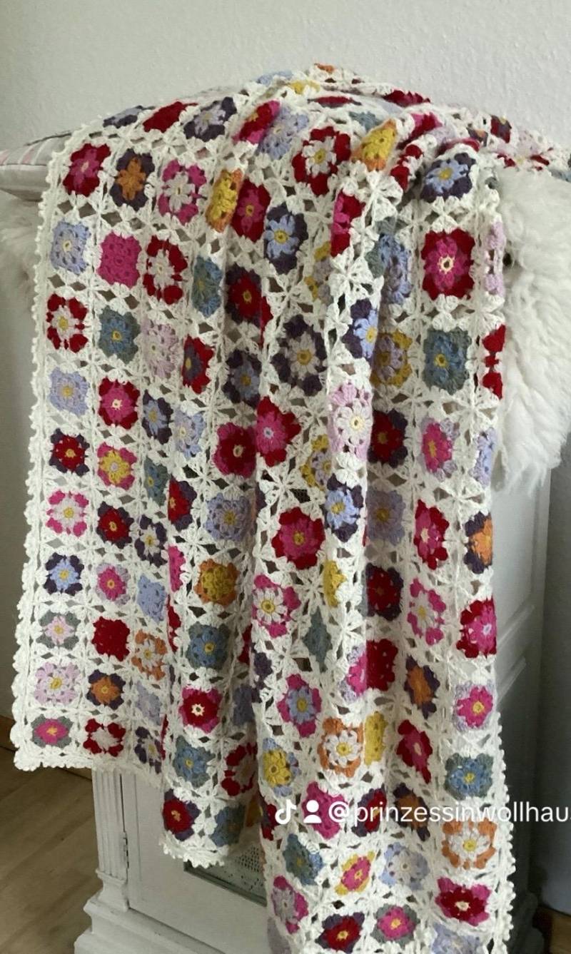 Häkeldecke Granny Square von Etsy - PrinzessinWollhausen