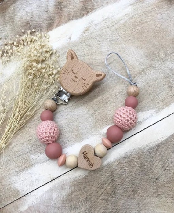 Schnullerkette Mit Namen Personalisiert Graviert Geschenk Taufe/Geburt Verschiedene Schriftarten Clips von Etsy - PureDesignBabyHerz