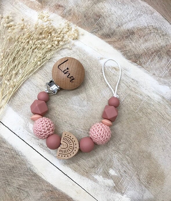 Schnullerkette Personalisiert von Etsy - PureDesignBabyHerz