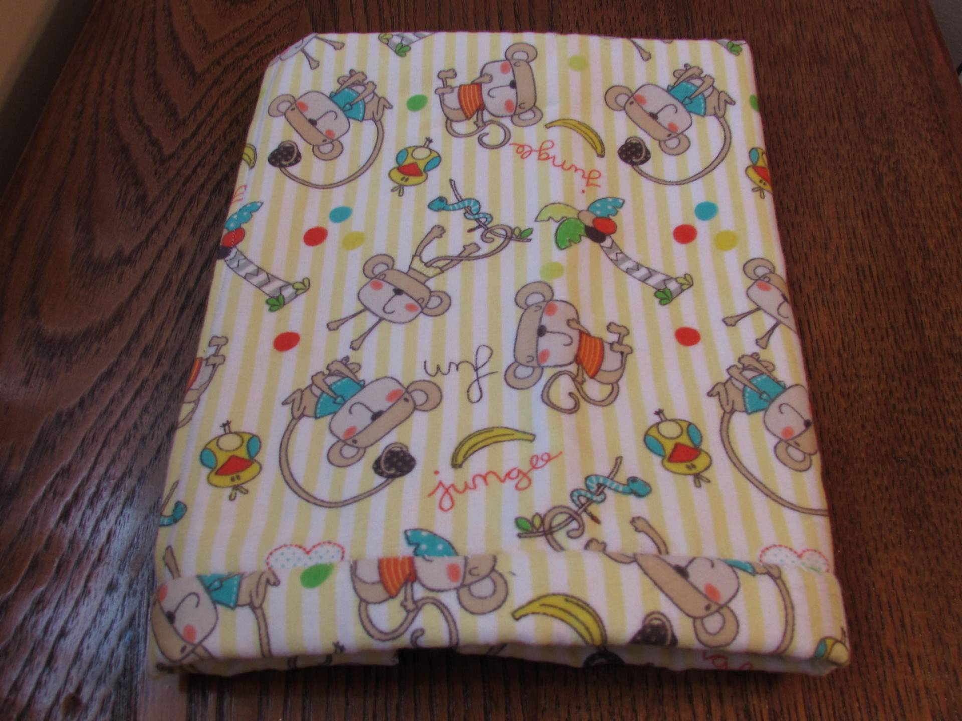 Gelb Gestreift/Affen/Palmen/Punkte Flanell Baby Spucktuch Lappen Gelb Gestreift/Affen/Palmen/Punkte Flanell Baby Spucktuch Lappen von Etsy - RAHcreationsUS