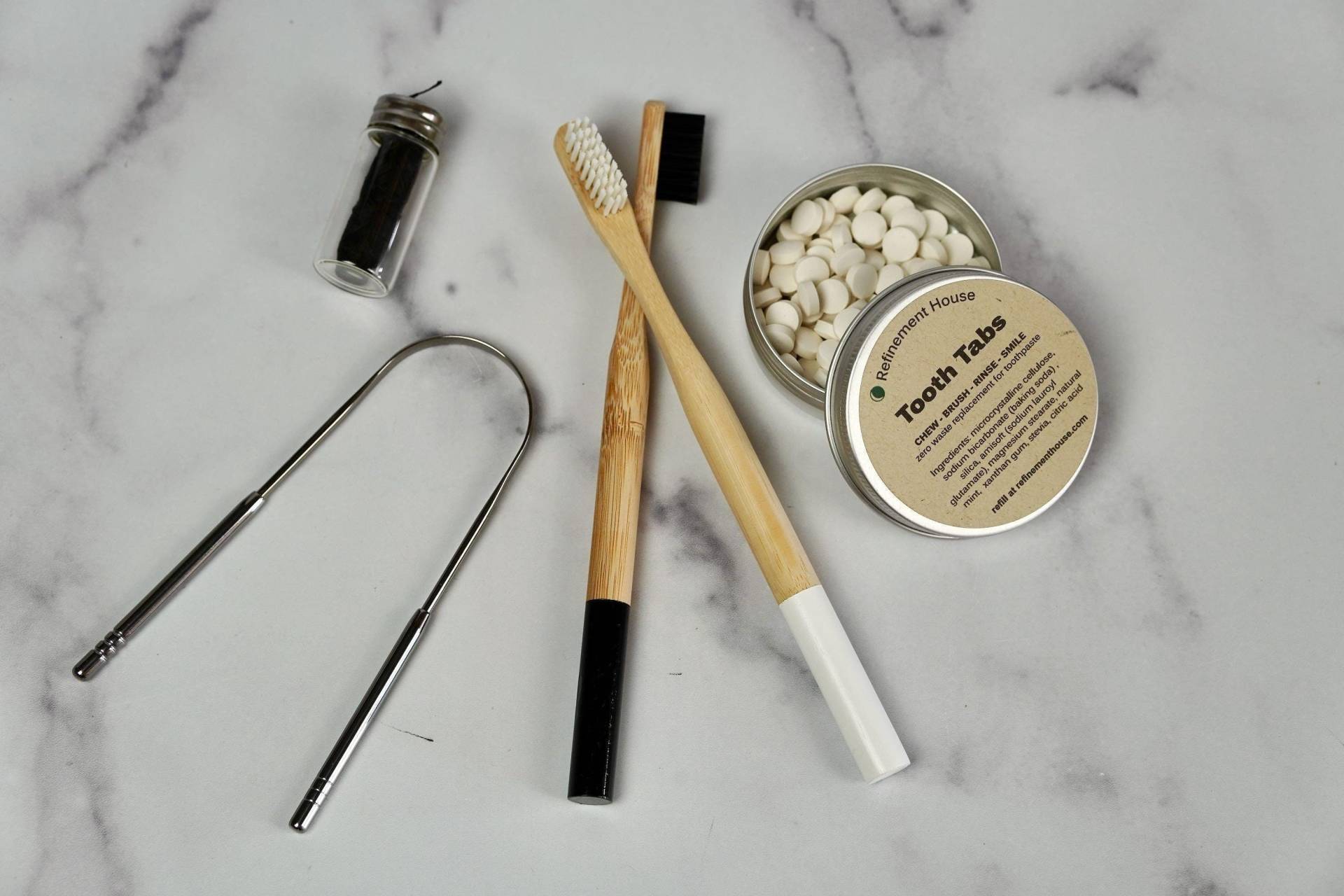 Mundpflege Set | 2 Bambus Zahnbürsten, Bambusseide, Zungenschaber Nachhaltig, Zero Waste, Bundle, Geschenk von Etsy - RefinementHouse