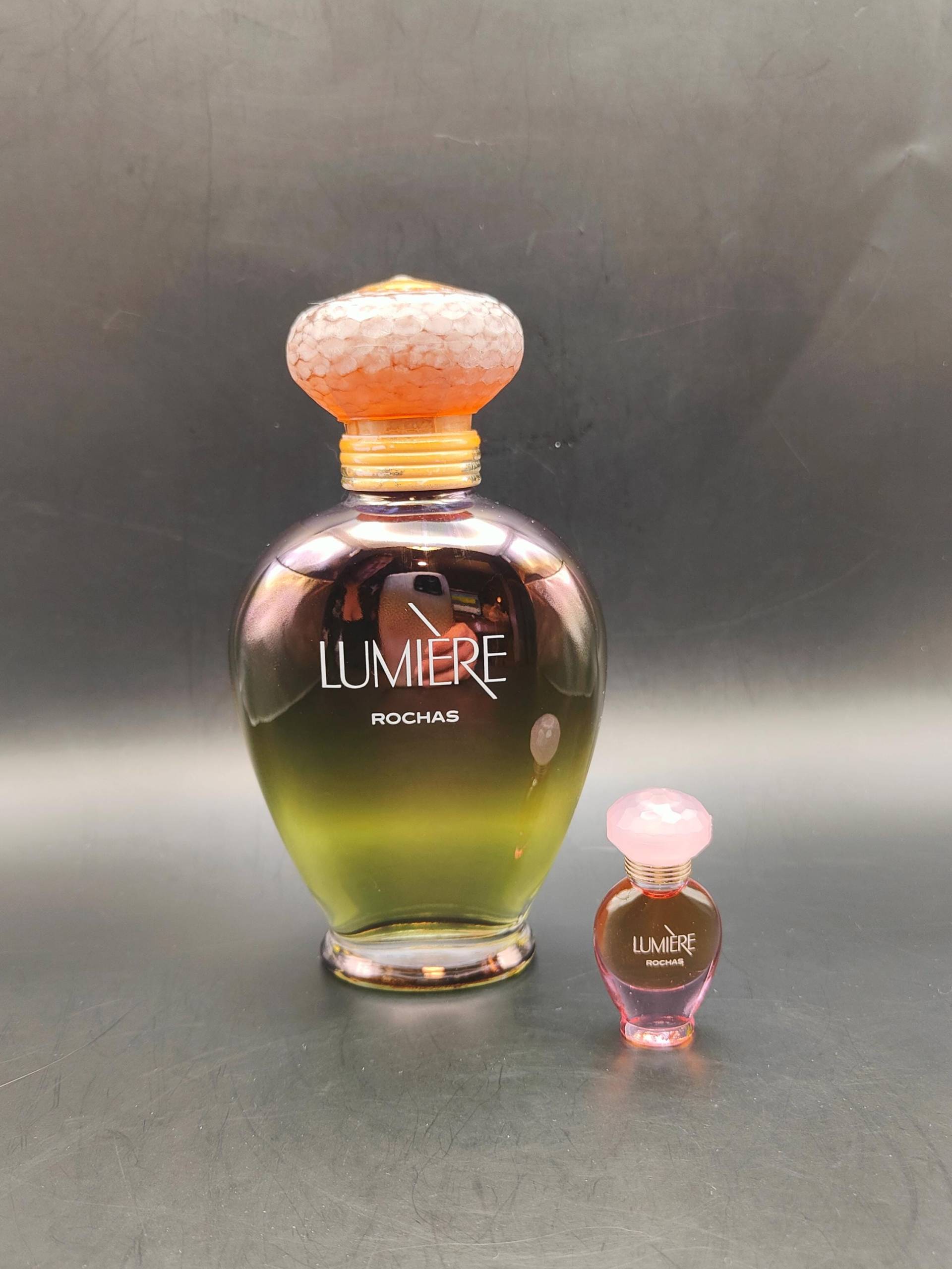 Rochas Lumière | 1984 - 200 Ml Eau De Parfum Splash Vintage-Sammlerflakon Aus Den 1980Er-Jahren Damenparfüm Gratis Miniatur Rochas Lumière | 1984 - 200 Ml Eau De Parfum Splash Vintage-Sammlerflakon Aus Den 1980Er-Jahren Damenparfüm Gratis Miniatur von Etsy - ReginasPerfume