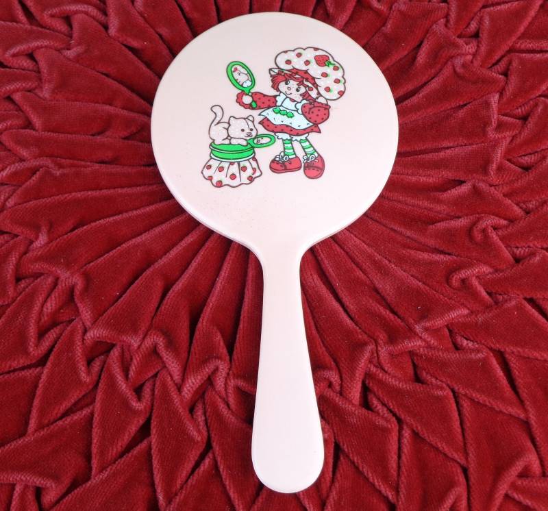 Vintage Retro Accessorie Erdbeere Shortcake Handspiegel Bad Schönheit Werkzeug 1970Er 1980Er Jahre Rosa Rot Grün Eitelkeit Kosmetik Make-Up von Etsy - ReminiscingVintage