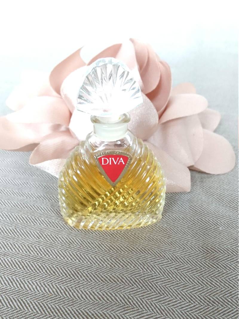 1980S Ungaro Diva 7, 5Ml Eau De Parfum Glass True Vintage Glass Top von Etsy - Residenzler