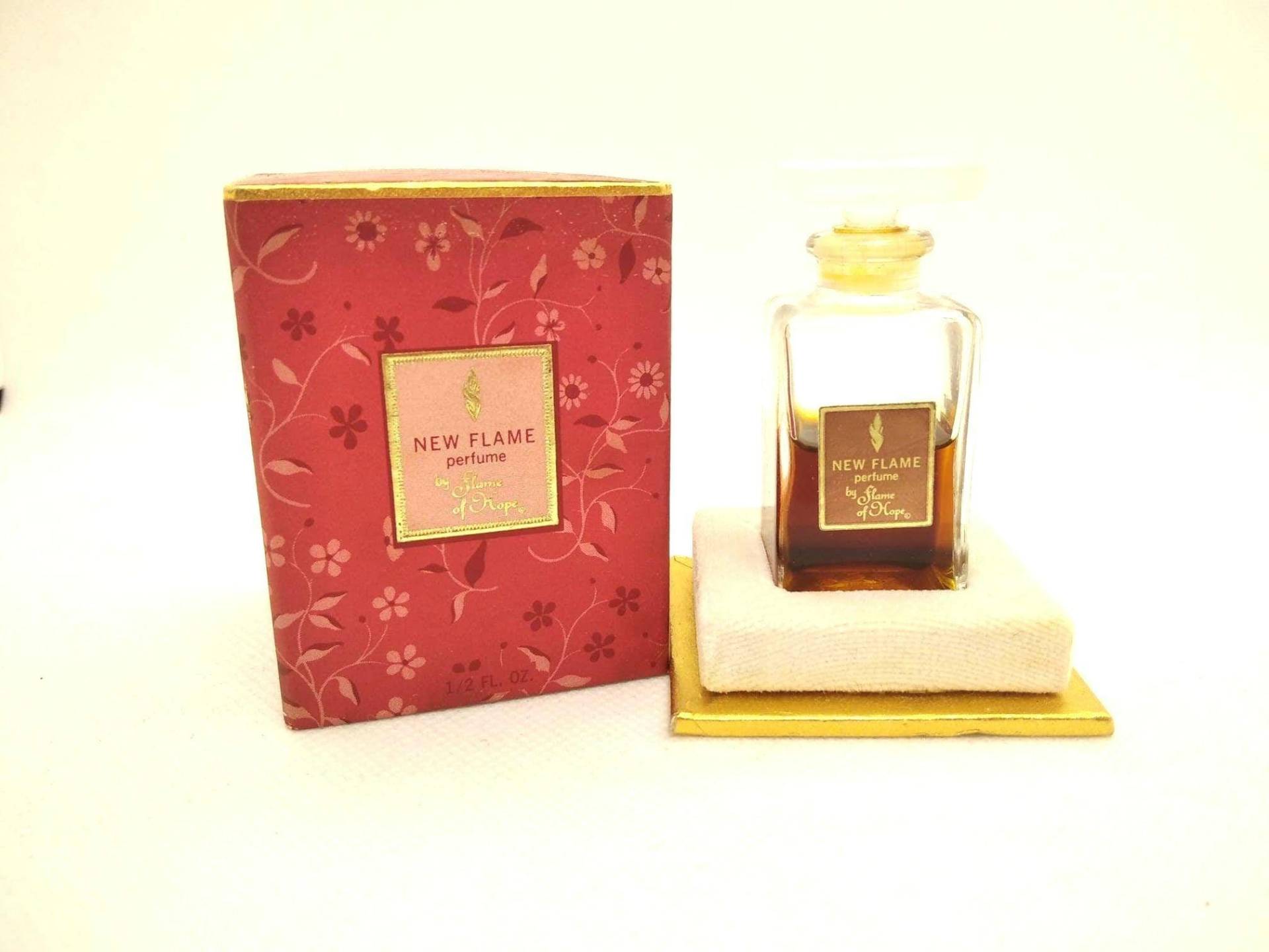 New Flame By Of Hope Extrait De Parfum 1/2Oz Boxed 60% Full Vintage Pure 1970 von Etsy - Residenzler