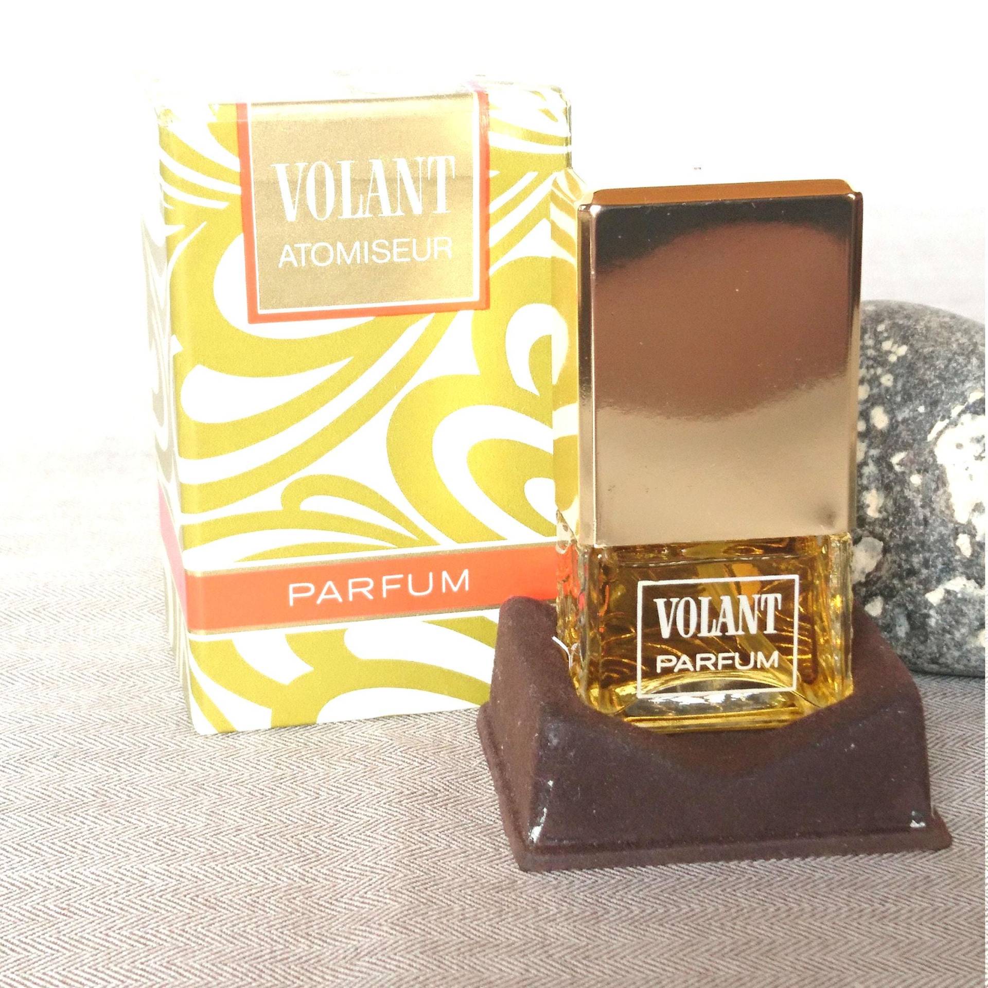 Volant Jade Pures Parfum 15 Ml Spray Vintage Perfume 1960 Madame Mongin Paris Rare von Etsy - Residenzler