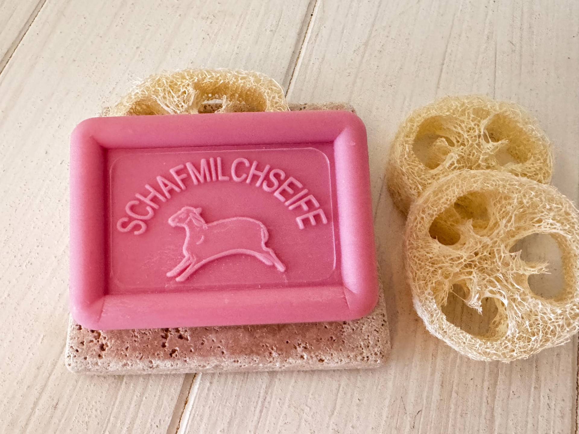 Schafmilchseife Himbeer Spritz 100G Schafmilchseife Himbeer Spritz 100G von Etsy - Revitalshop